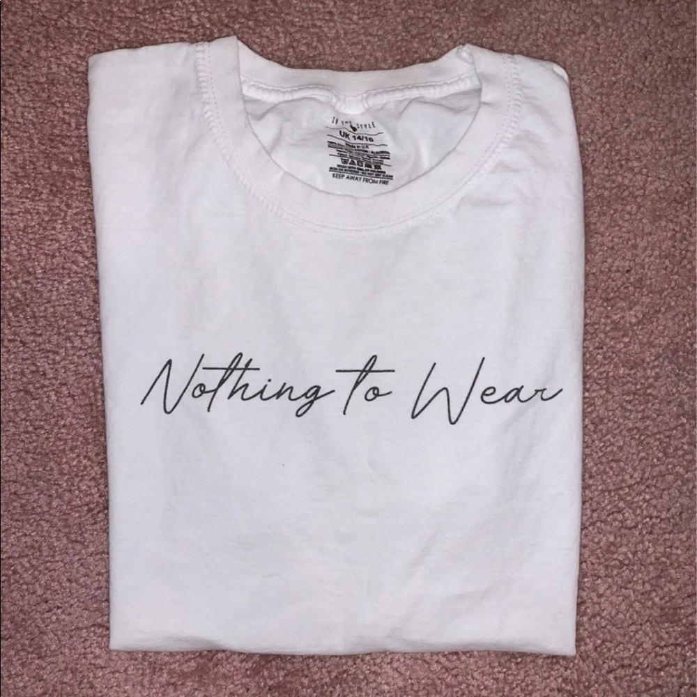 Nothing to Wear graphic shirt